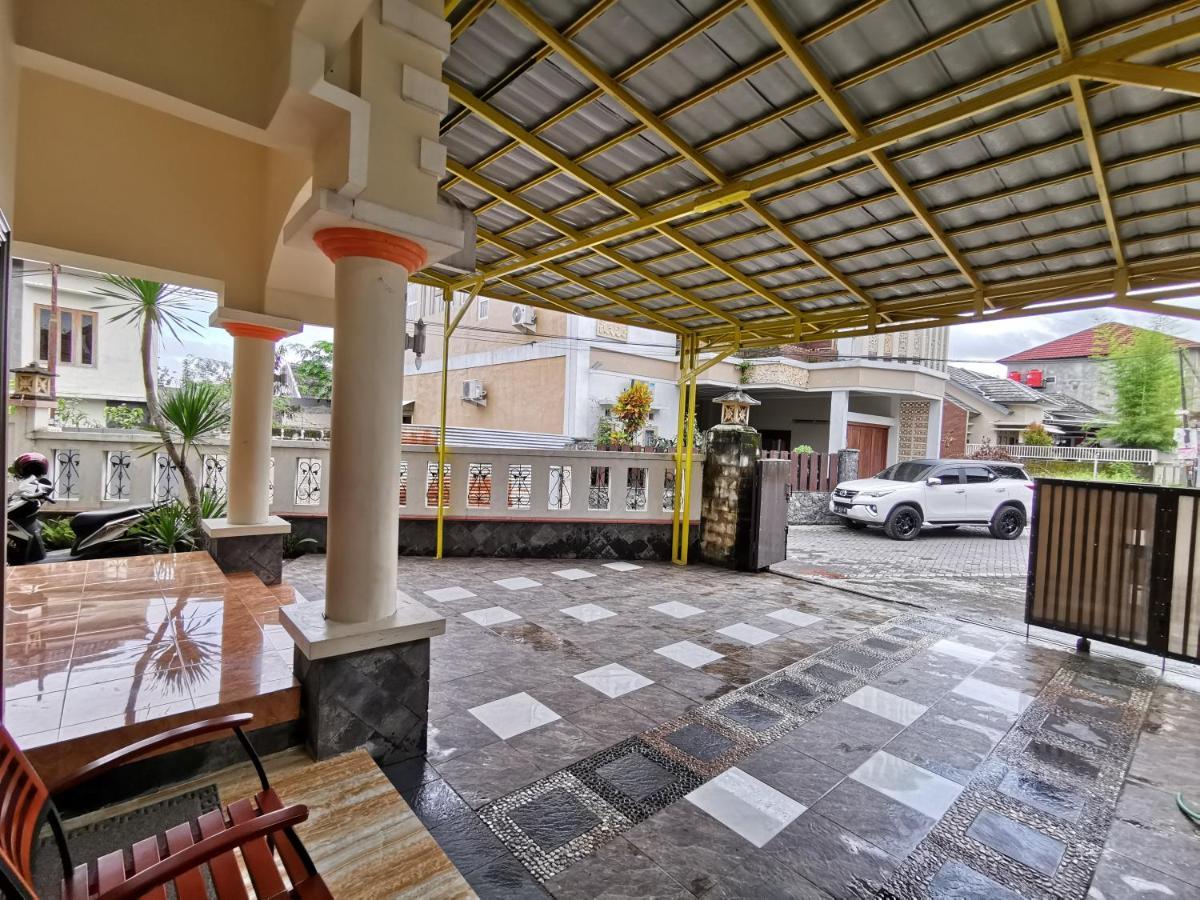Nariska Suite Homestay Yogyakarta Exterior foto